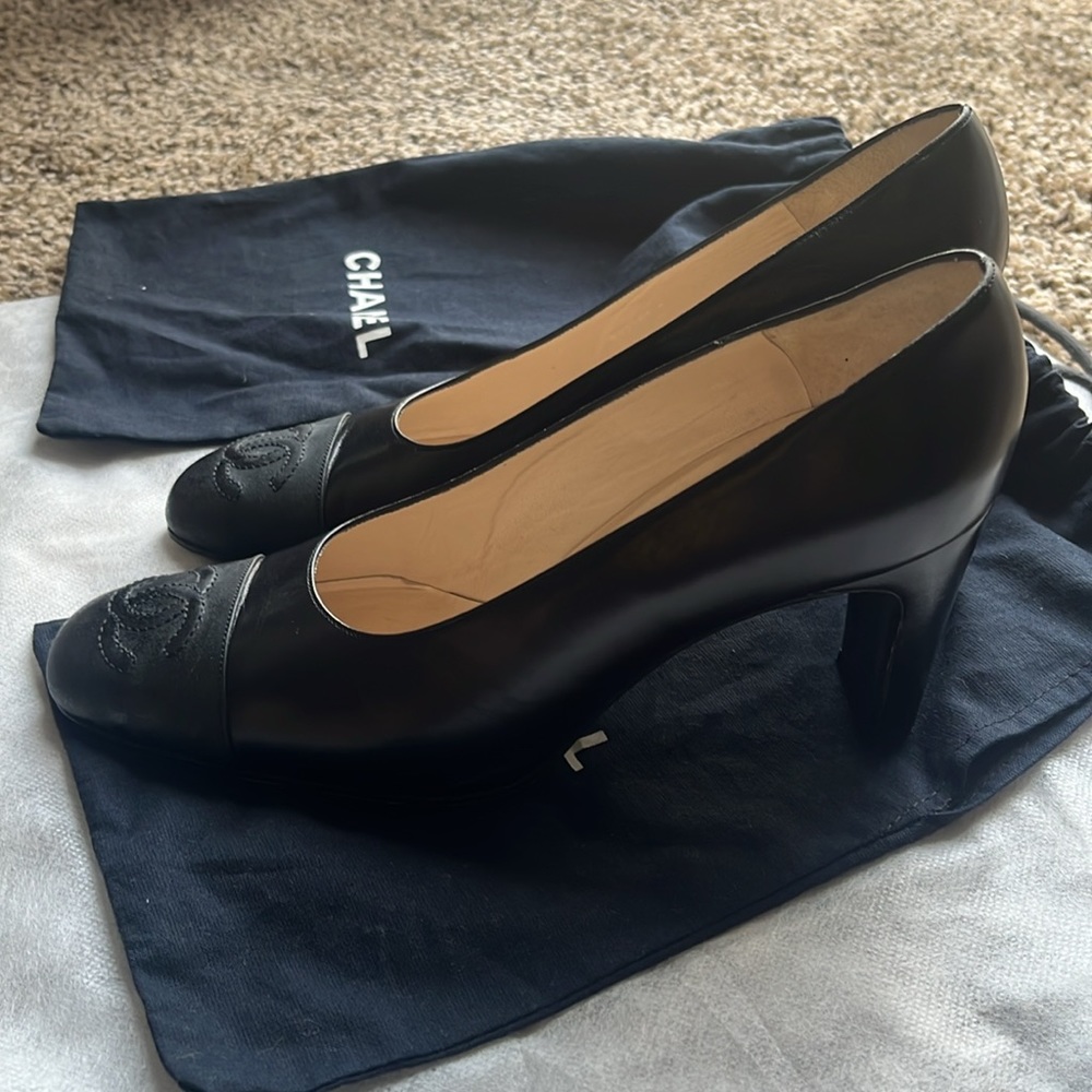 Authentic Chanel Heels Shoes - Black Size 36 Made in France - Picture 3 of 13